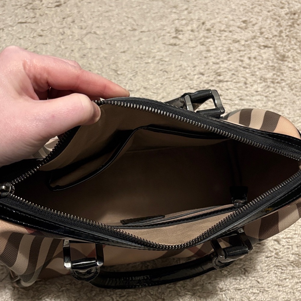 Burberry Tan and Black Checkered Satchel - Picture 6 of 8